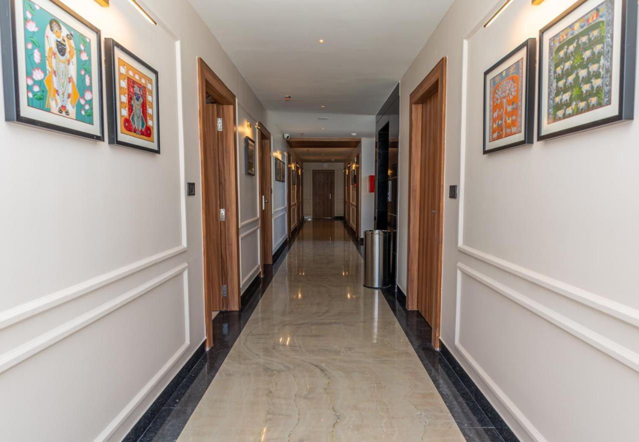 Raghunandan Palace - A Premier Boutique Stay, City Center & 500 Meters From City Railway Station Udaipur Buitenkant foto